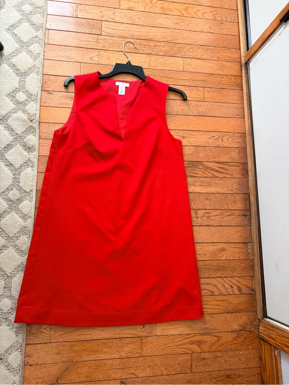 H&M Bright Red Sleeveless V-Neck Shift Dress